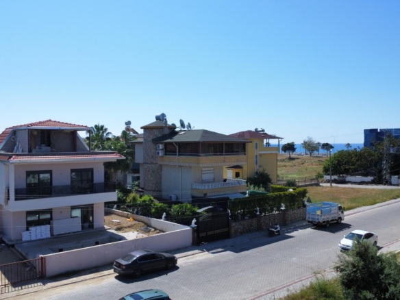 Luxury Triplex Villa for Sale in Alanya