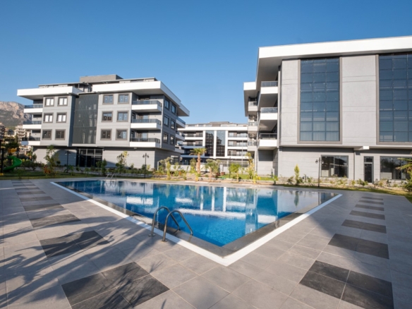 Spacious Apartments in Oba Alanya