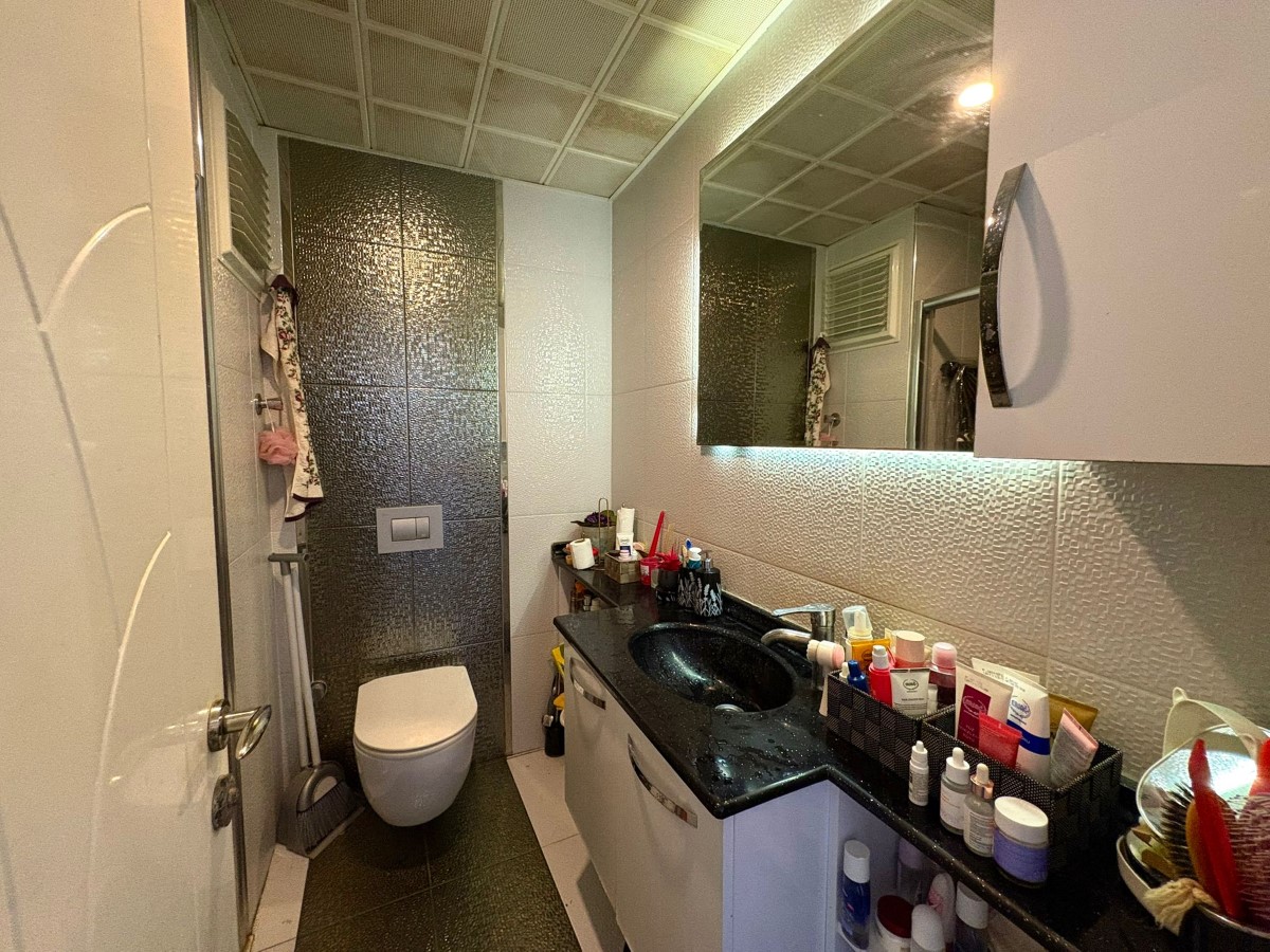 Another World 1 bedroom (15)
