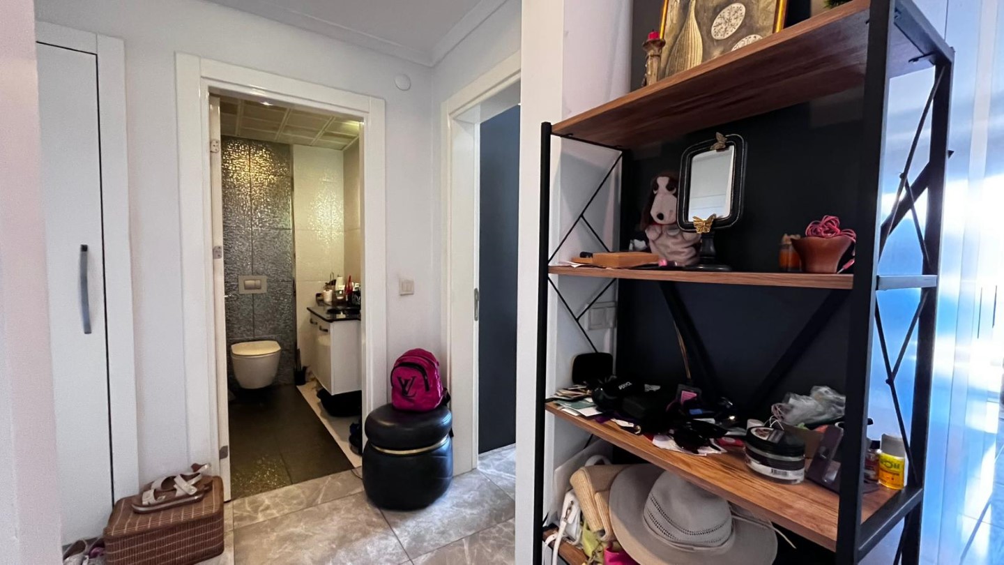 Another World 1 bedroom (7)