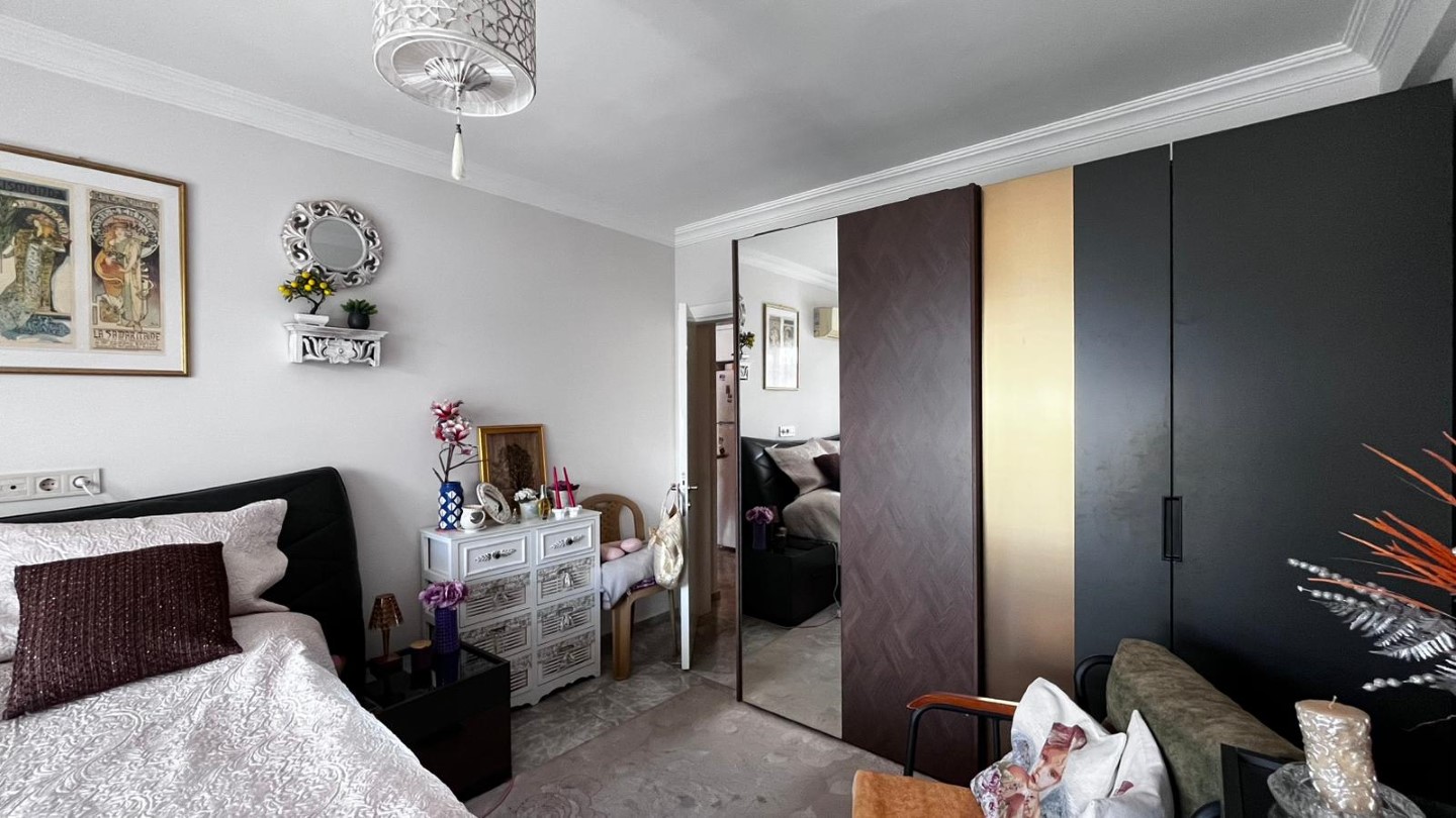 Another World 1 bedroom (8)